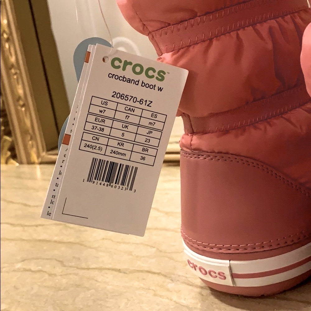 NWT Crocs Crocband Boot. Size 7. - Picture 7 of 12